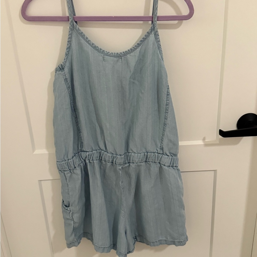 Cloth & Stone Chambray Romper Size M Blue Tencel Button Front Sleeveless Shorts - Picture 5 of 5